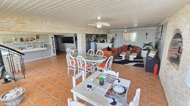 7 Bedroom Property for Sale in De Kelders Western Cape